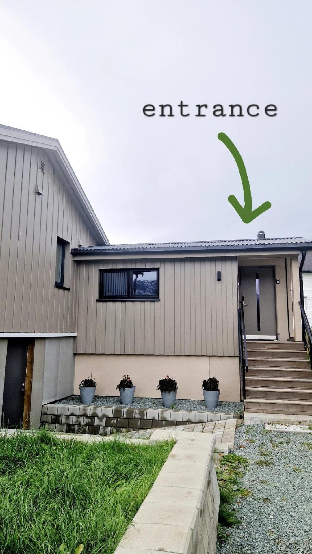 Northern Living 1 Room With Shared Bathroom Tromso Exterior photo